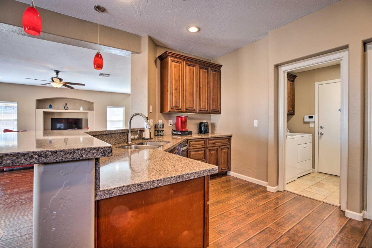 Maricopa Home With Outdoor Seating, 2 Mi To Golf! מראה חיצוני תמונה